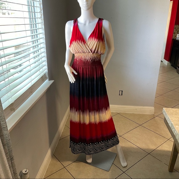 Red New Women’s striped sleeveless dress size Medium - Picture 2 of 13